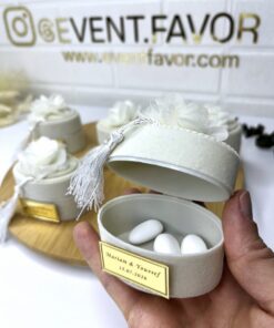 Boîte à Bonbons Cadeau Pompon Blanc