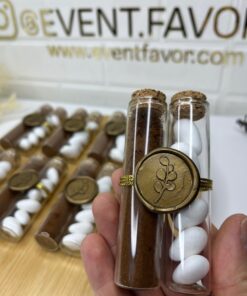 Duo de Café et Bonbons en Bouteilles