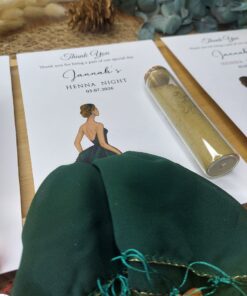 Mouchoir Vert Et Carte Au Henné